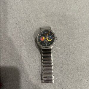 Silver D&G men’s watch